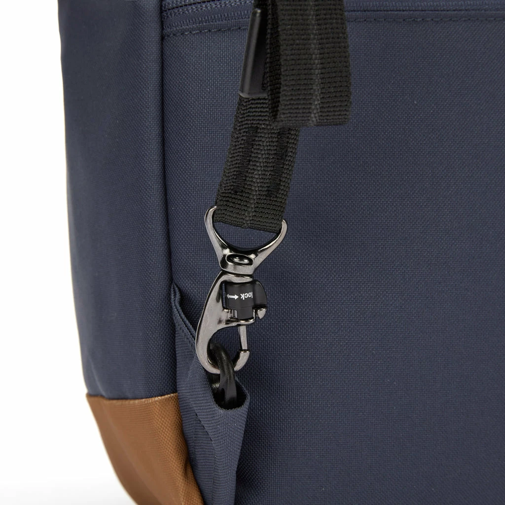 Travel Bags Pacsafe Go 25L Anti-Theft Backpack 7 Travel Bags Pacsafe Go 25L Anti-Theft Backpack