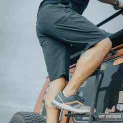 KÜHL RESISTOR™ LITE CHINO SHORT