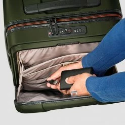 Briggs & Riley Torq International Carry-On Spinner Travel Bags