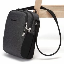 Pacsafe Vibe 200 Anti-Theft Crossbody Travel Bags 21 Pacsafe Vibe 200 Anti-Theft Crossbody Travel Bags