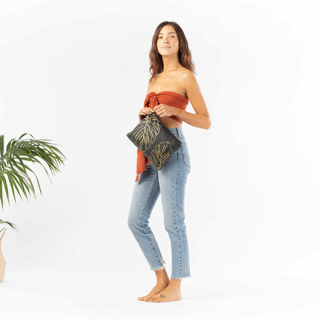 Women's Aloha Mid Lānai Pouch In Gold On Black 5 Women's Aloha Mid Lānai Pouch In Gold On Black