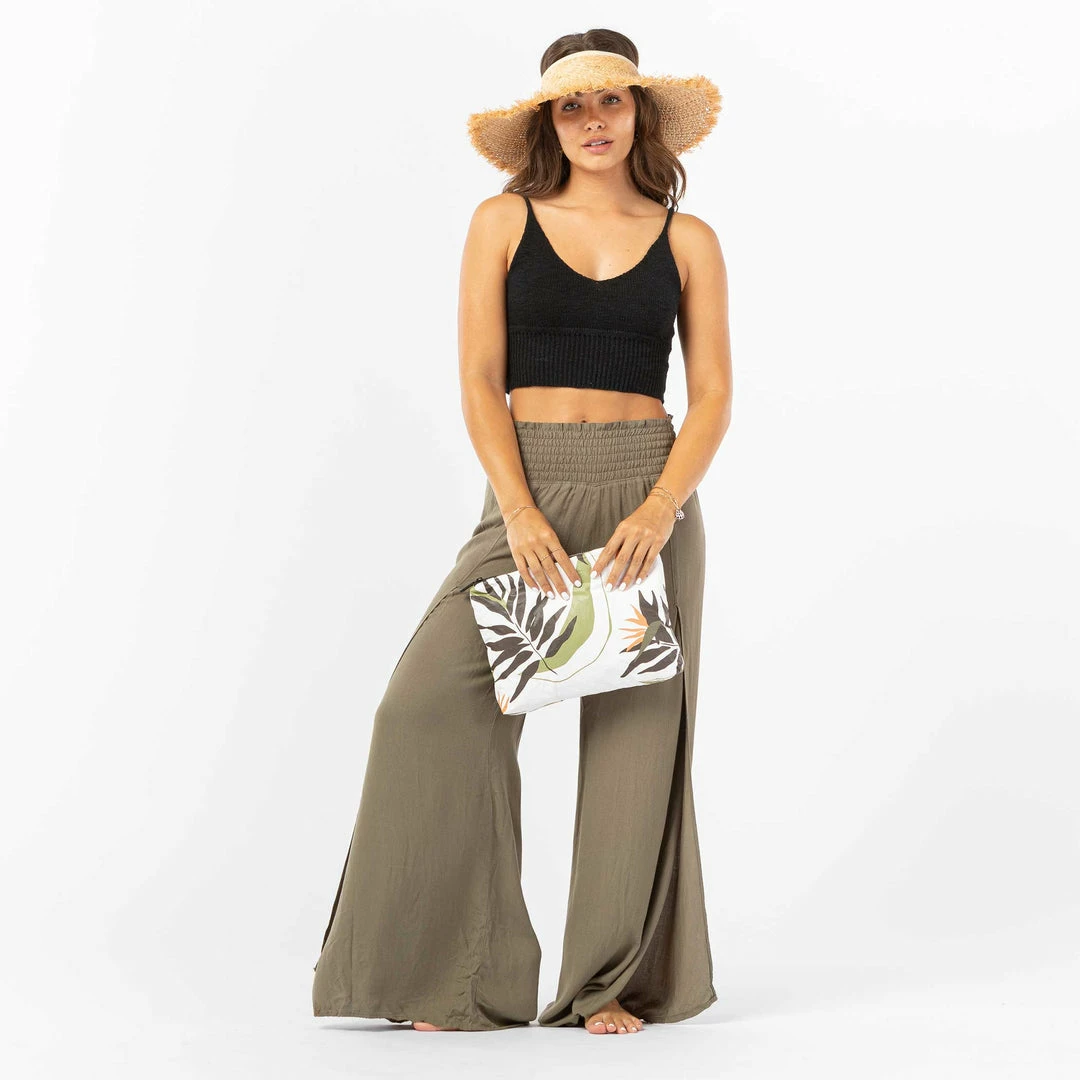 Women's Aloha Mid Painted Birds Pouch 5 Women's Aloha Mid Painted Birds Pouch