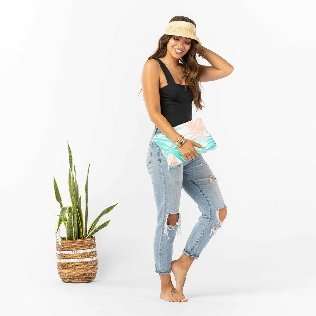 Women's Aloha Mid Tropics Pouch In POG 5 Women's Aloha Mid Tropics Pouch In POG