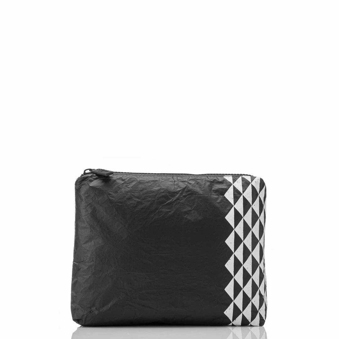 Aloha Small Kona Pouch In White/Black 3 Aloha Small Kona Pouch In White/Black